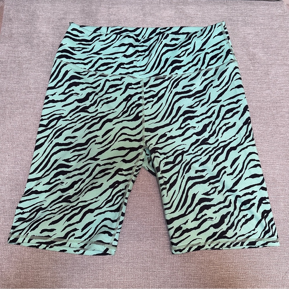 Fabletics Powerhold Zebra Print Bike Shorts - Green and Black